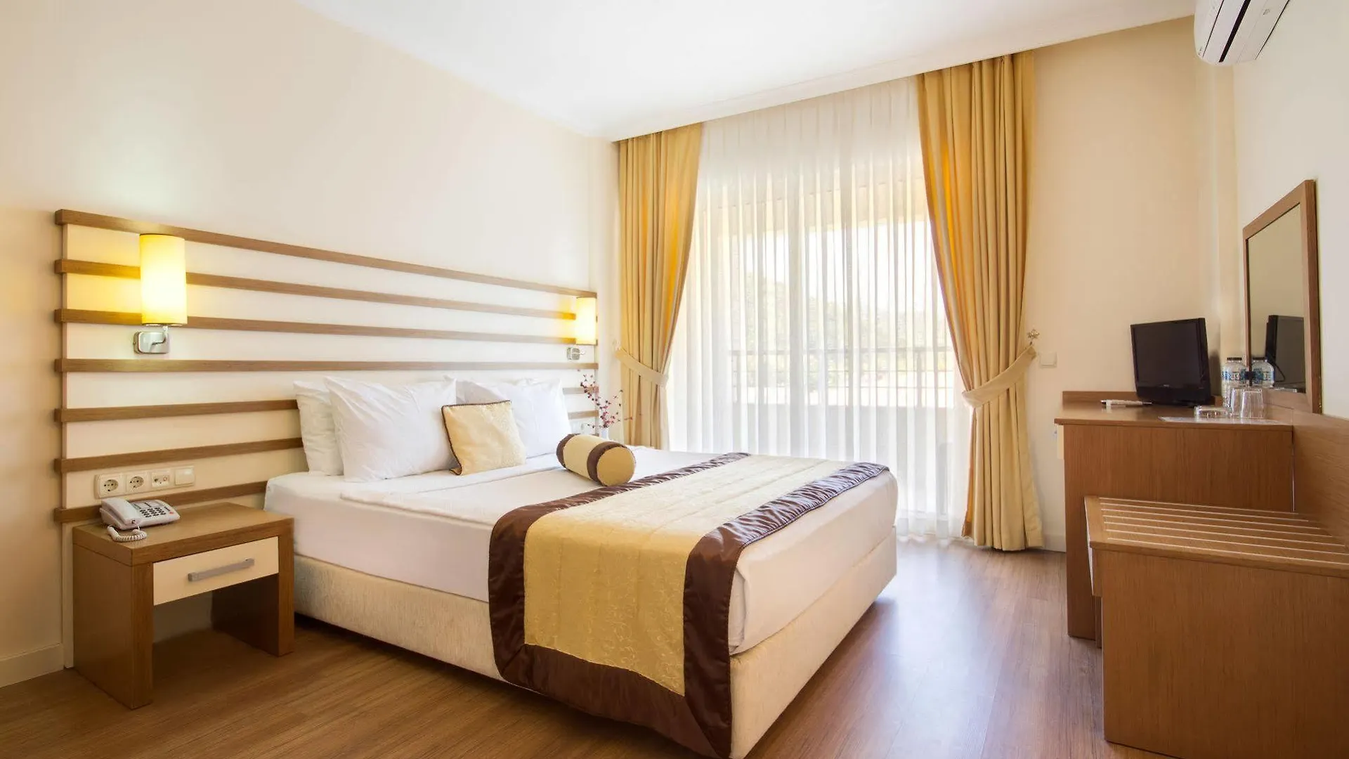 Hotel Akbulut & Spa Guzelcamlı 4*,