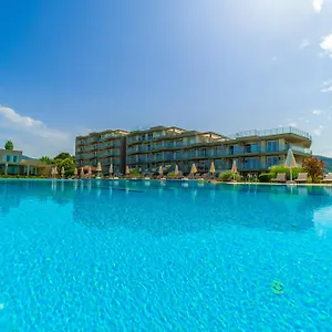 Hotel Paradise, Özdere
