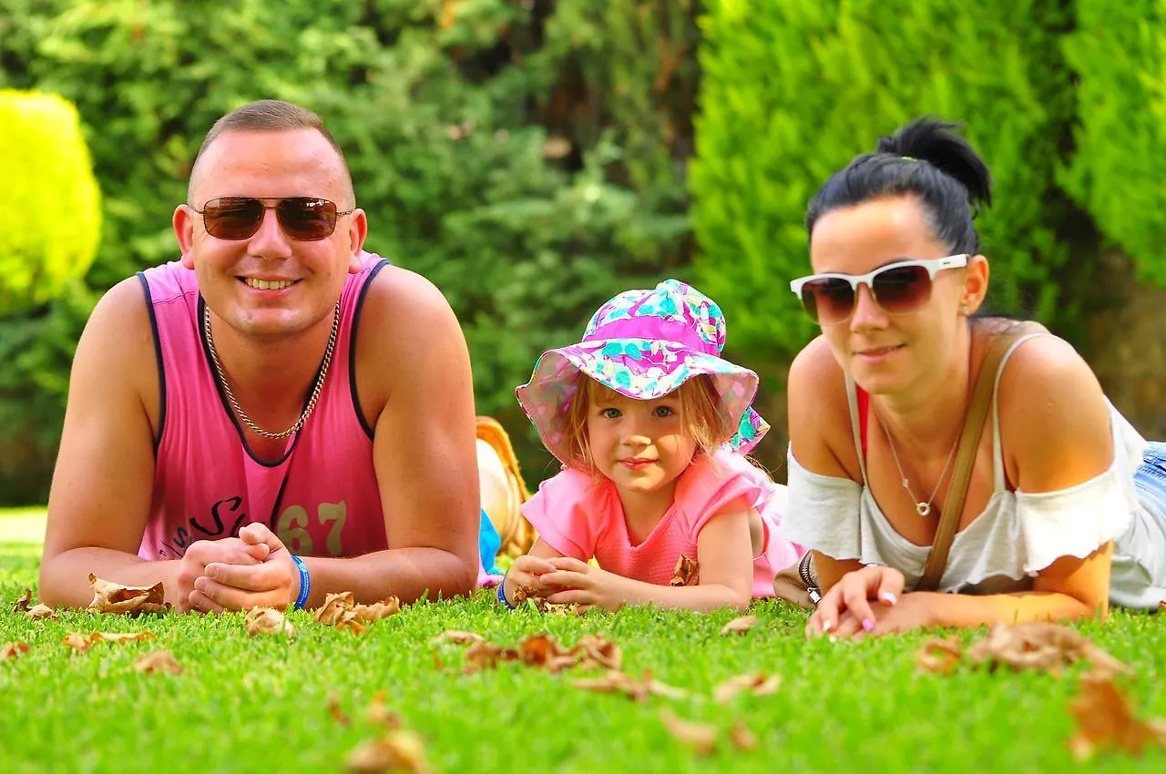 Hotel Akbulut & Spa Guzelcamlı 4*,